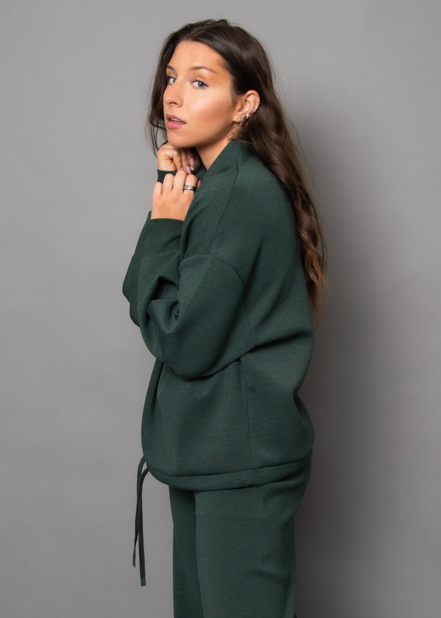MORINA - Soft Knit Funnel Neck