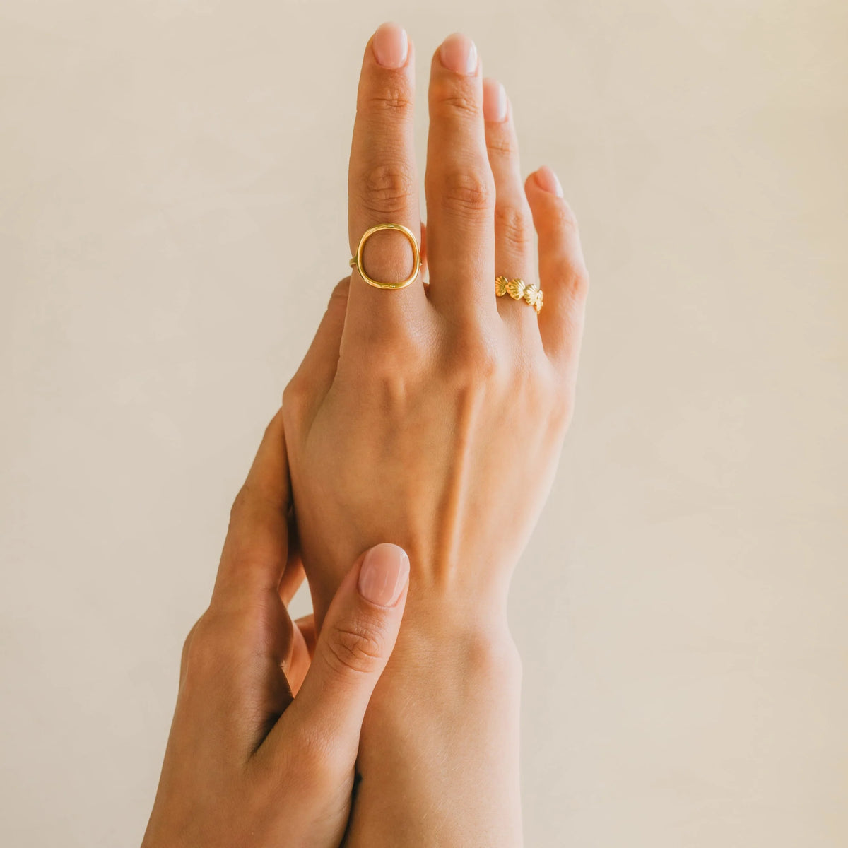 Lato Circle Ring