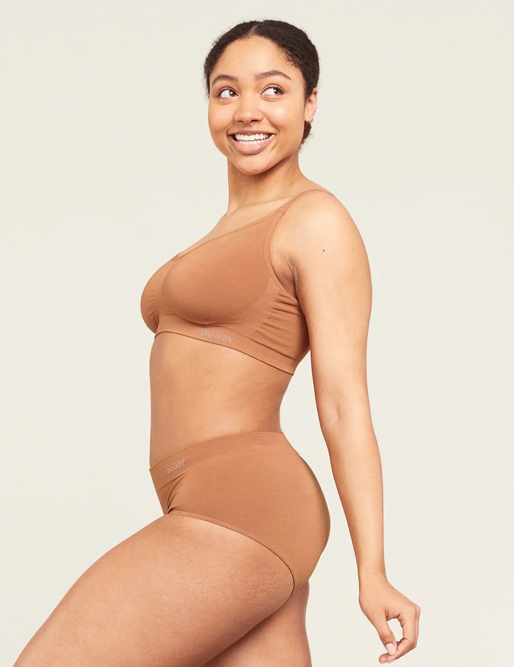 Full Bust Wireless Bra - Neutral