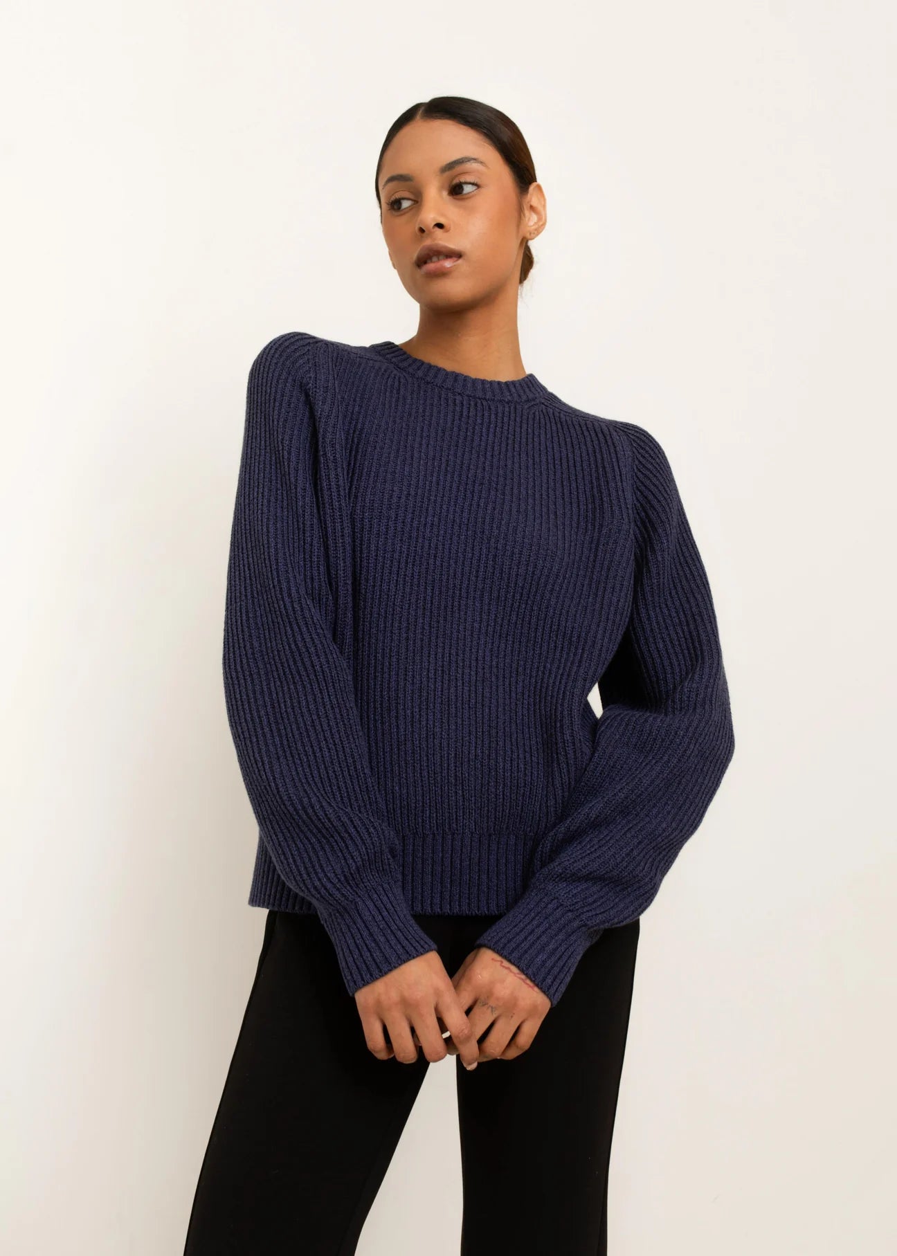 AVERY Crew Neck Sweater