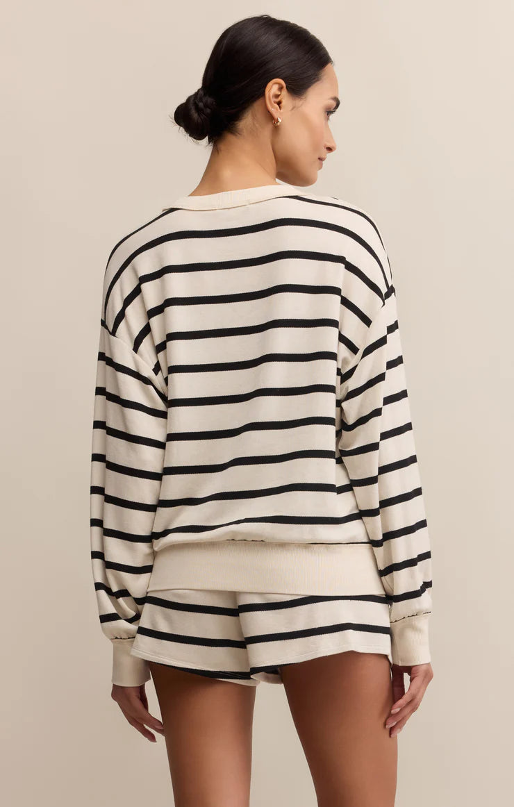 STAND OUT - Striped Model Sweater
