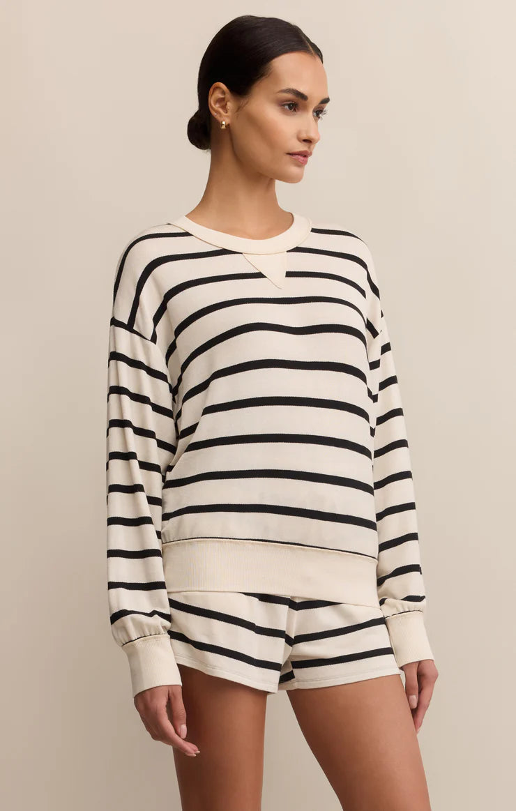 STAND OUT - Striped Model Sweater
