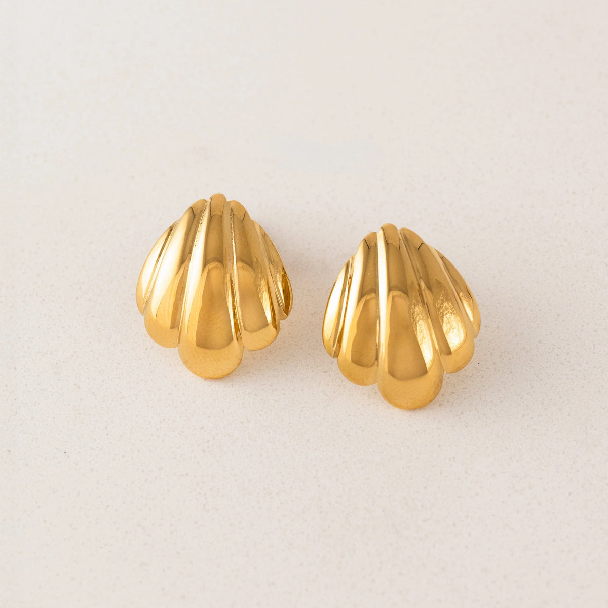 SHELL POST EARRINGS
