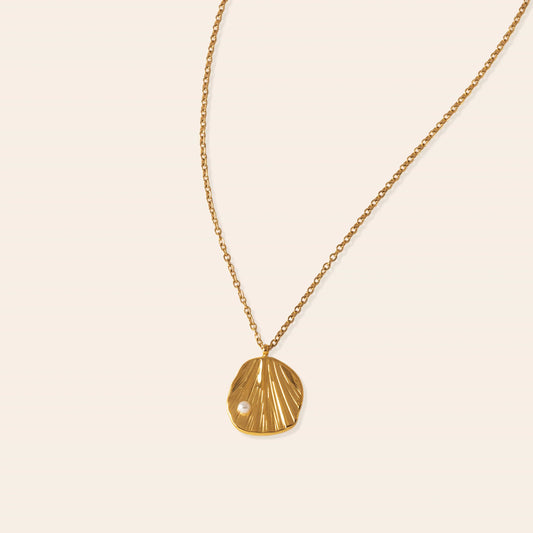 COVE PEARL NECKLACE