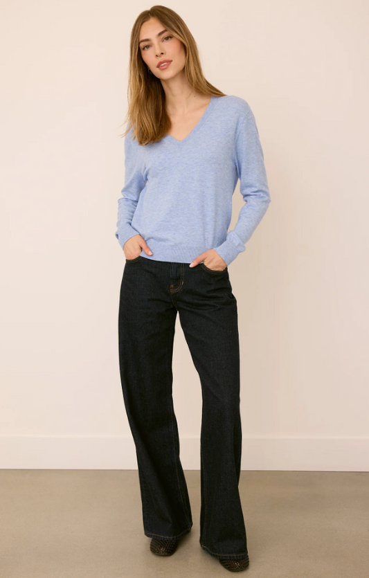 CARINA V-NECK PULLOVER