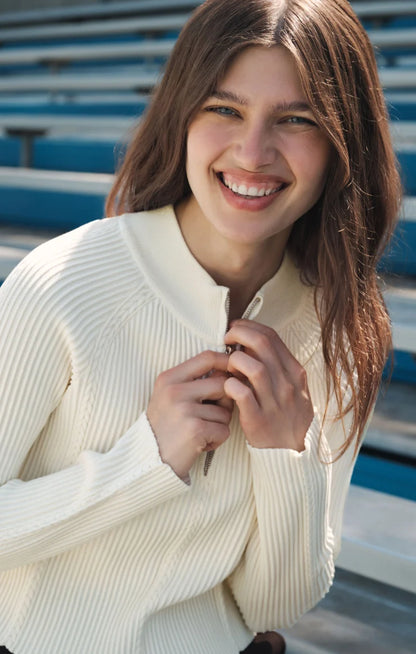SUMMIT HALF ZIP SWEATER
