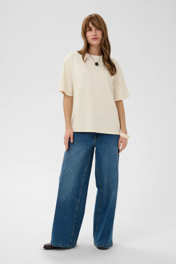 CORA LOVE TSHIRT
