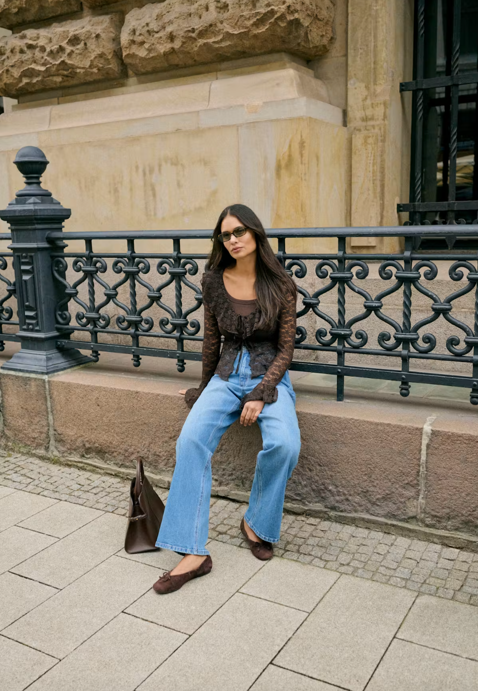 VICCY BLOUSE IN COFFEE BEAN
