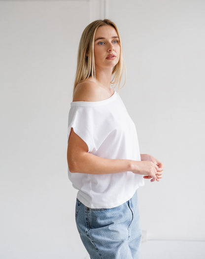 OFF THE SHOULDER TEE