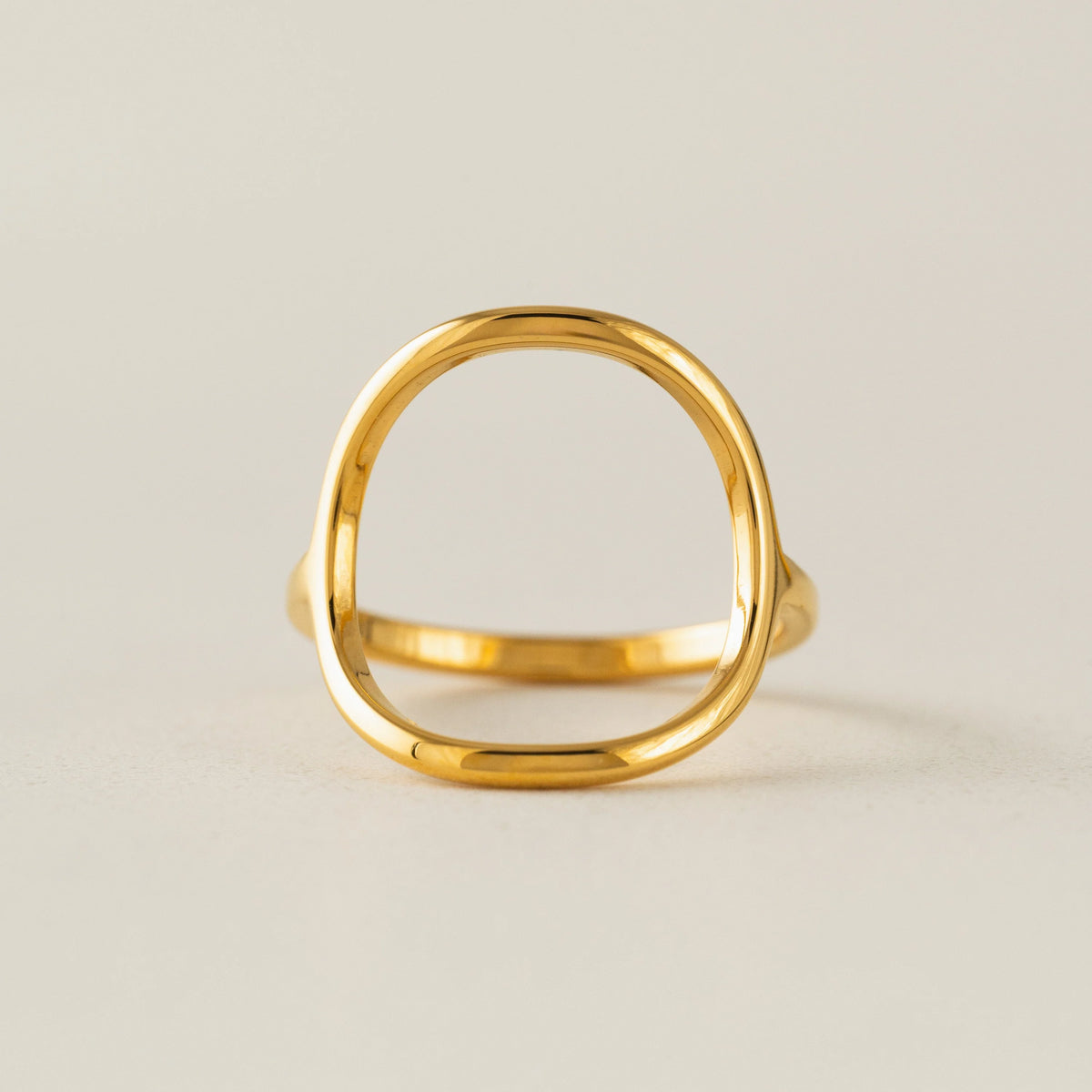 Lato Circle Ring