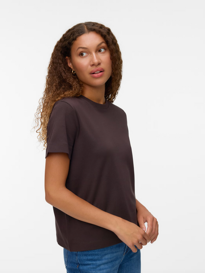 NAIMA TSHIRT IN CHOCOLATE