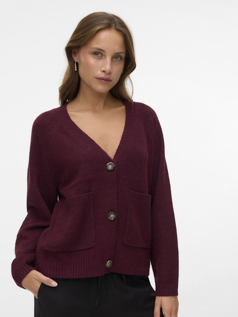 BOOM V-NECK BUTTON CARDIGAN IN WINDSOR WINE