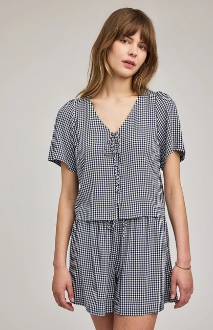 BECCA SHORT SLEEVE BLOUSE IN NAVY GINGHAM
