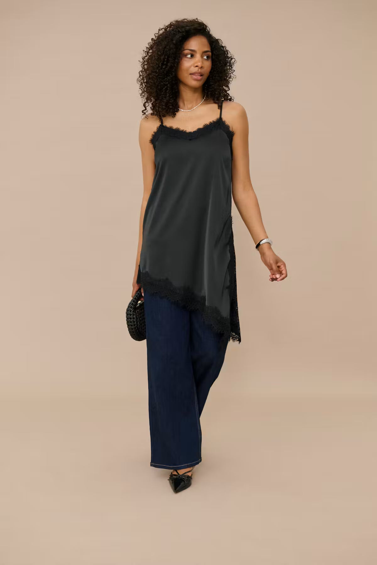 MEADOW JEAN IN DARK BLUE