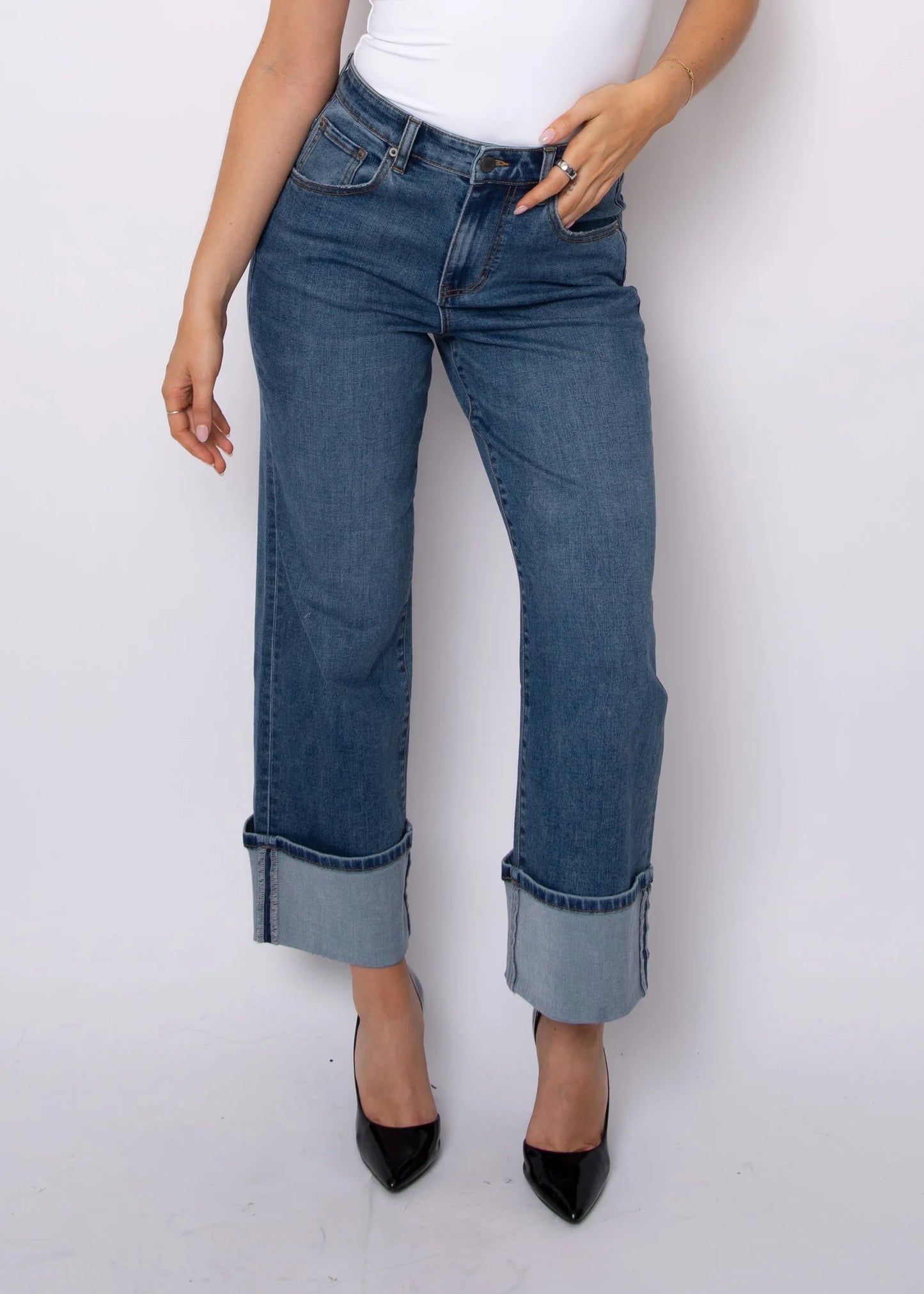 CARLA - Stretch Denim Cuff Didi Dark Wash
