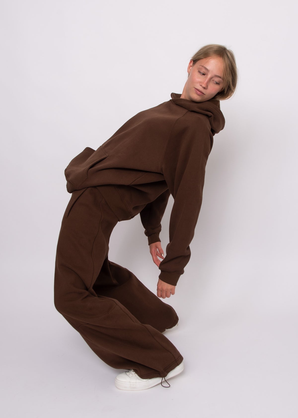 BEATA FLEECE BARREL JOGGER