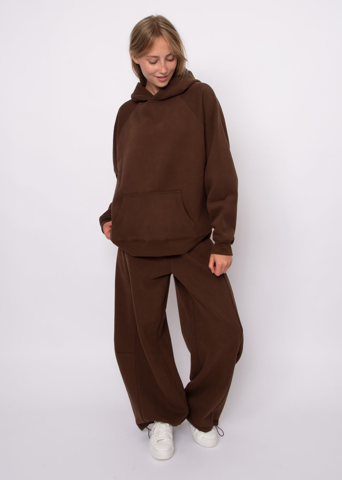 BEATA FLEECE BARREL JOGGER