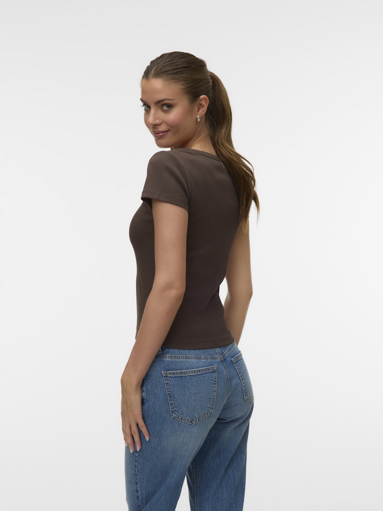 CHLOE SCOOP NECK TEE