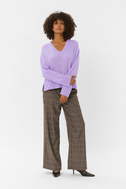 BETHINIA V NECK PULLOVER