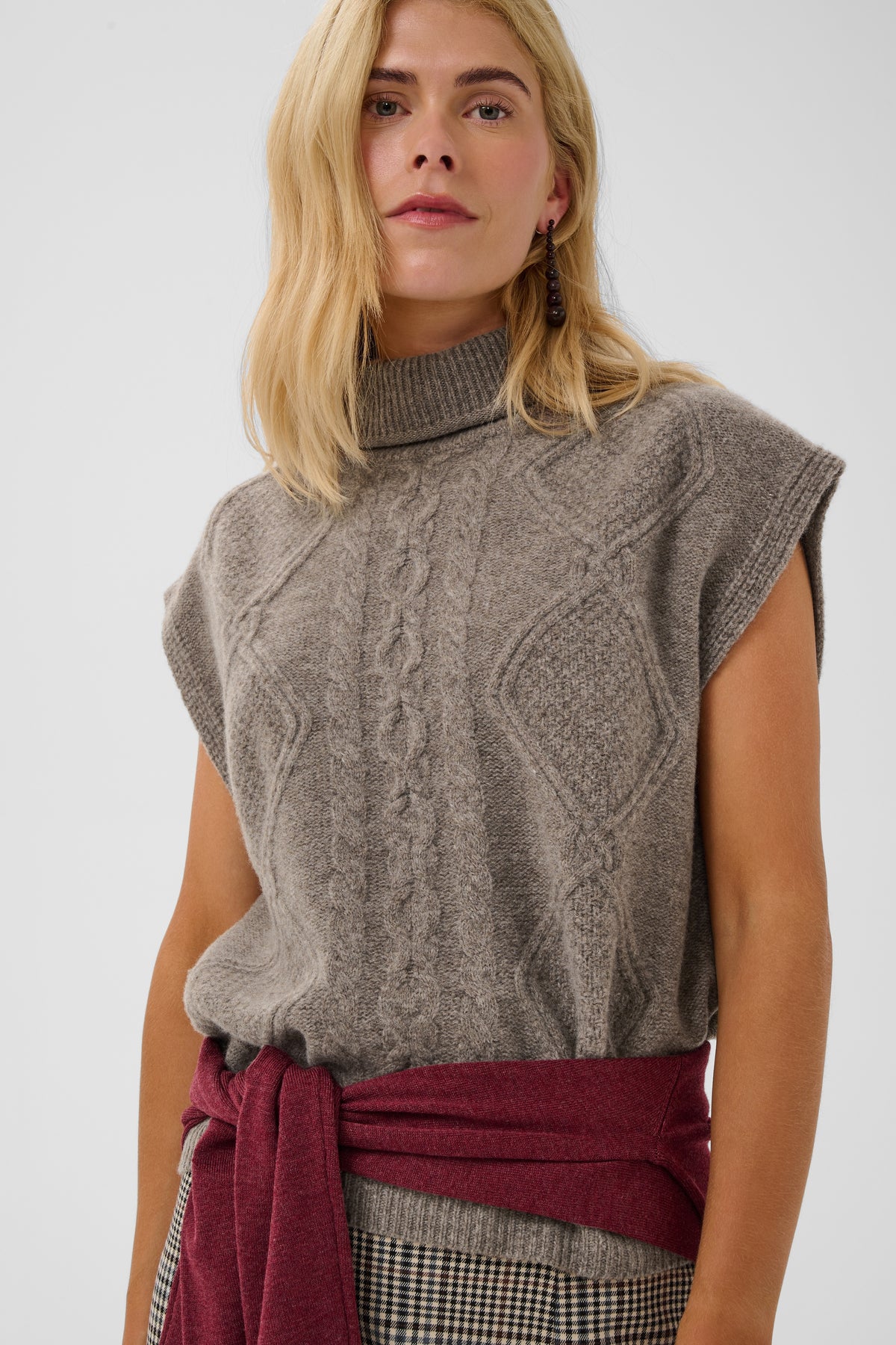 MONIA VEST