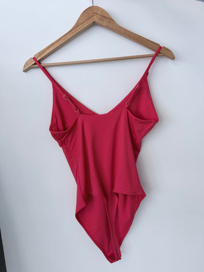 VAREN Deep V Body suit - Cherry
