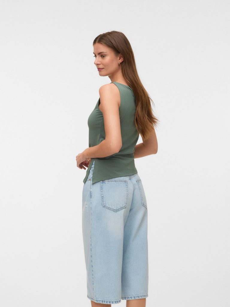 KIRA BOATNECK TOP IN LAUREL WREATH