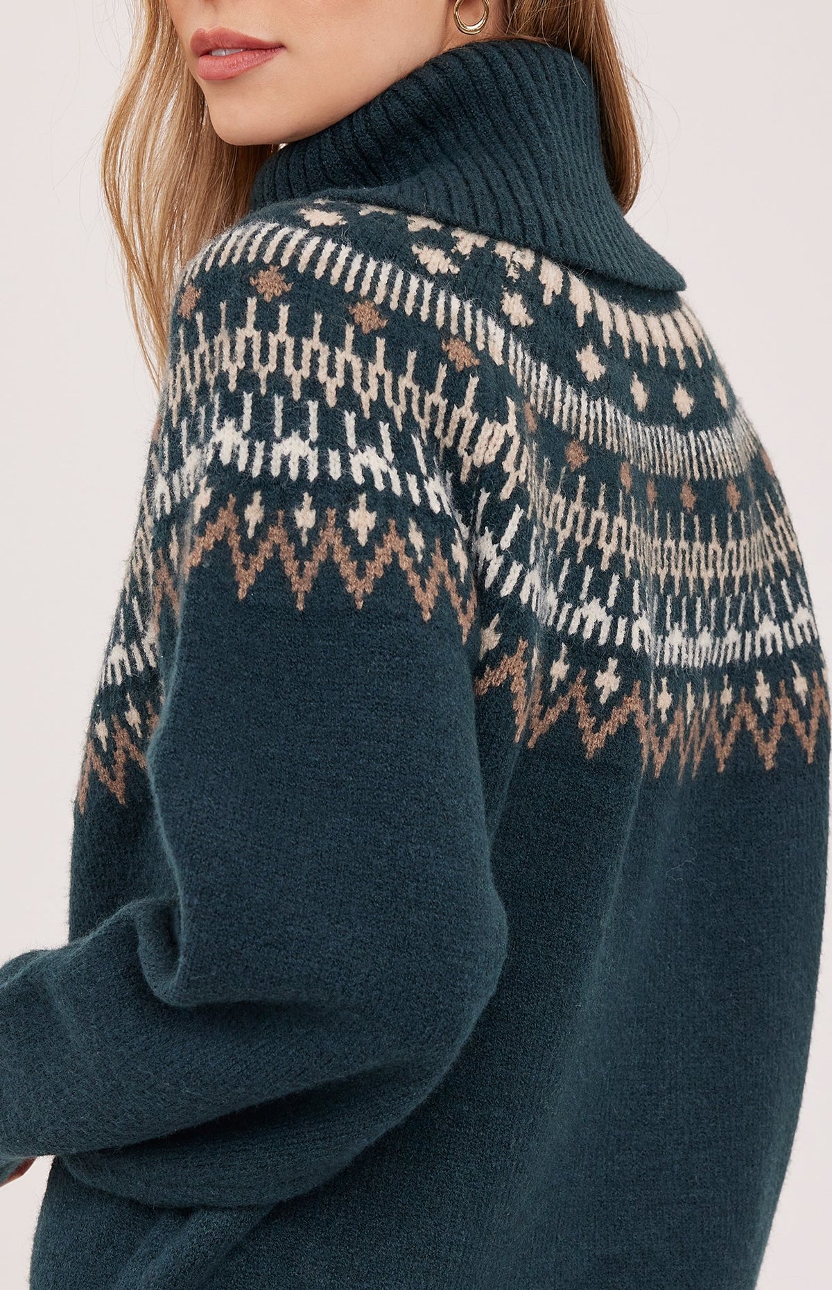 FREYA PULLOVER SWEATER