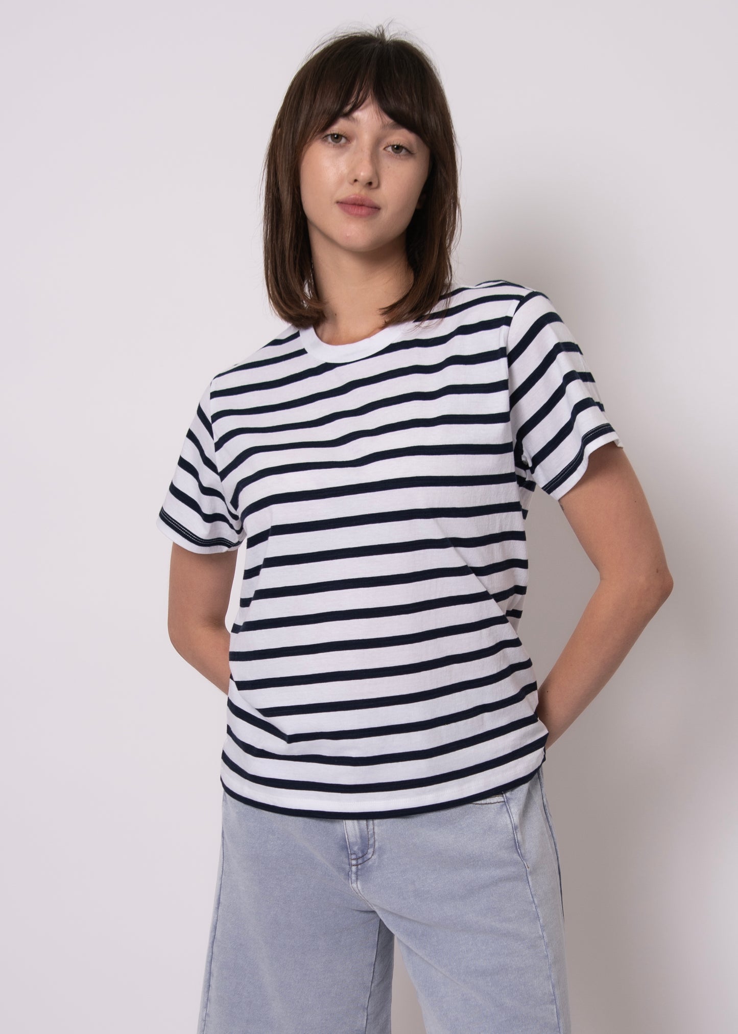 REGINA - Short Sleeve Crew Tee