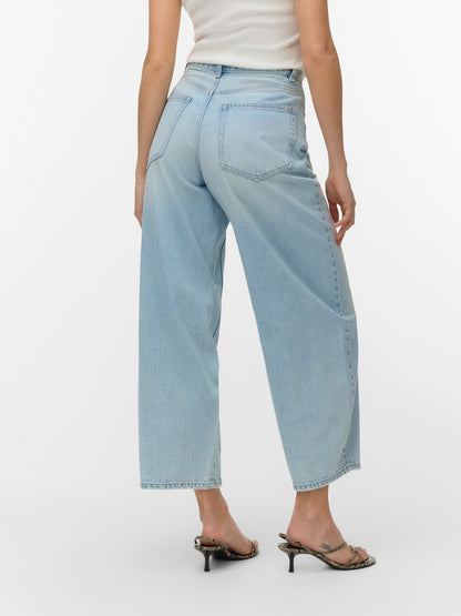 ZELDA BARREL JEANS