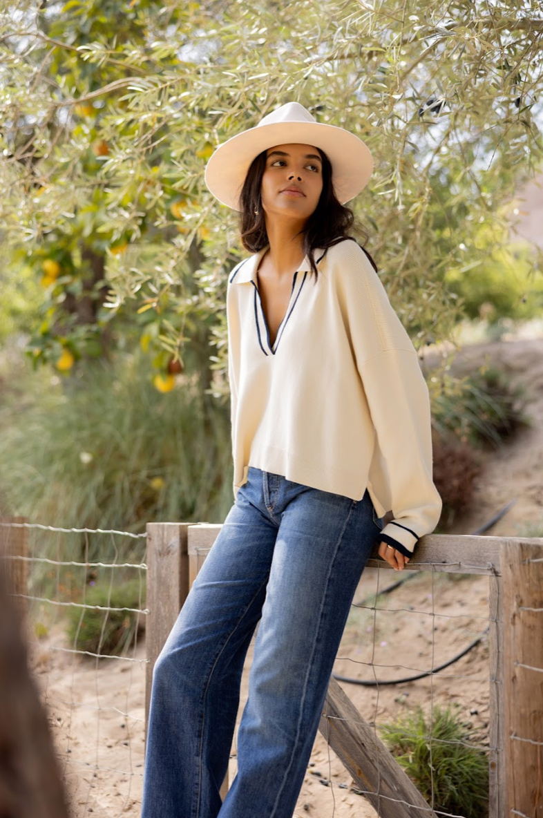 TRISTEN - V-Neck Sweater