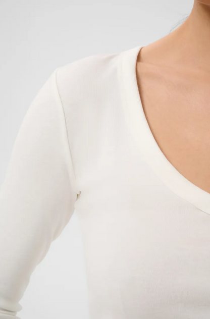 LIDDY V-NECK LONGSLEEVE IN CHALK