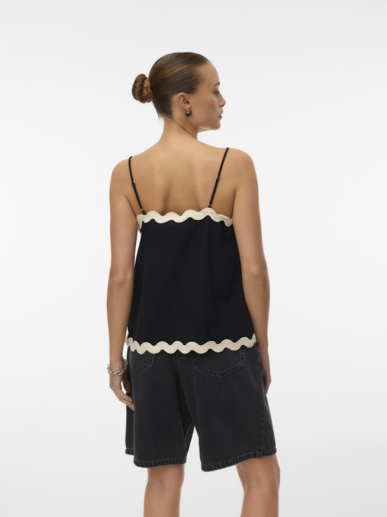 JENNA TANK TOP IN BLACK