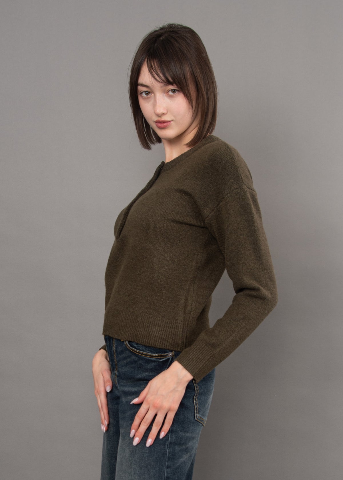 NISHA LONG SLEEVE PULLOVER