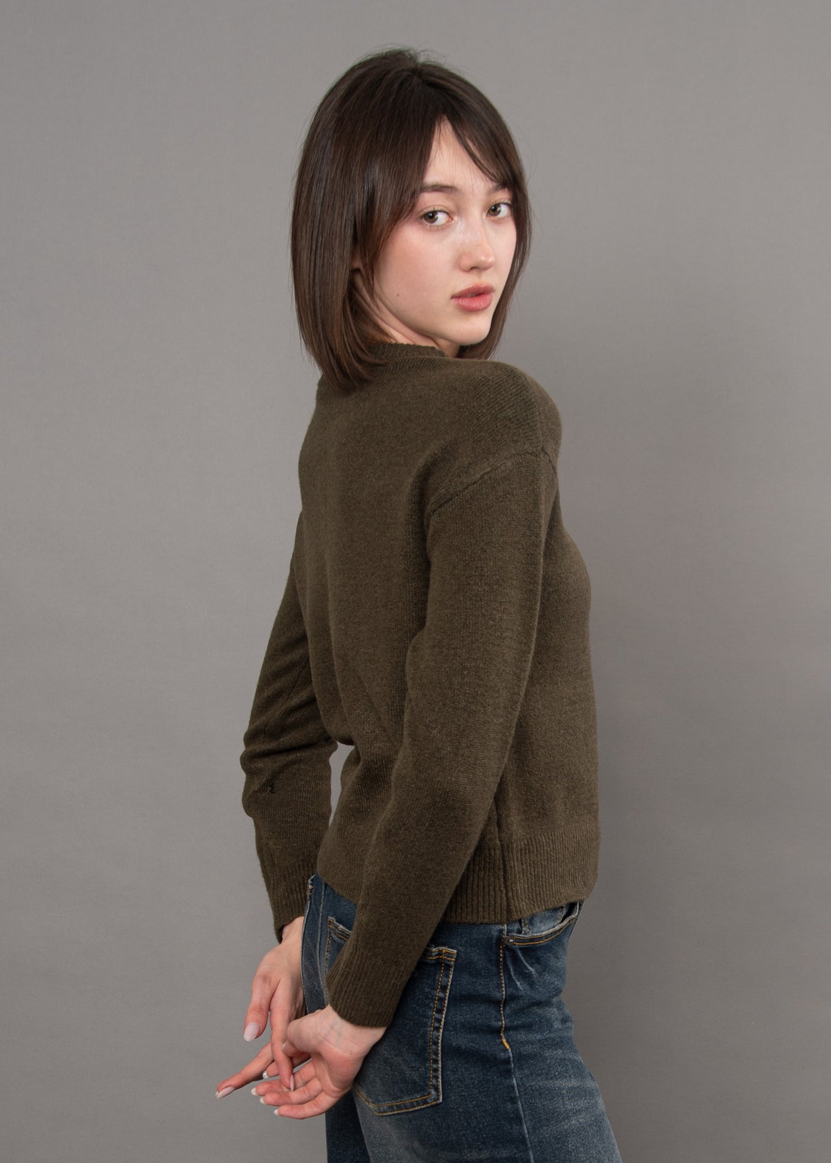 NISHA LONG SLEEVE PULLOVER