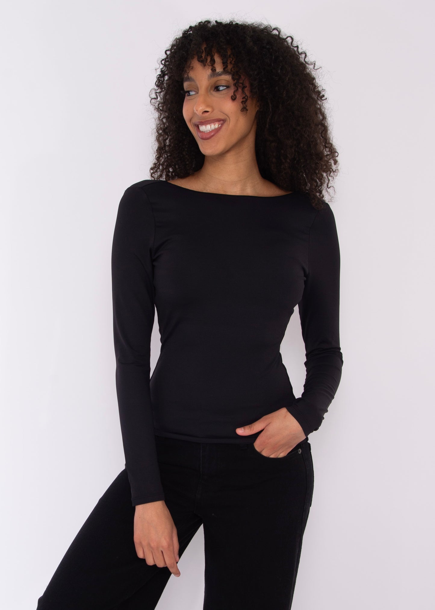 BRIDA LS Back Scoop Top - Black