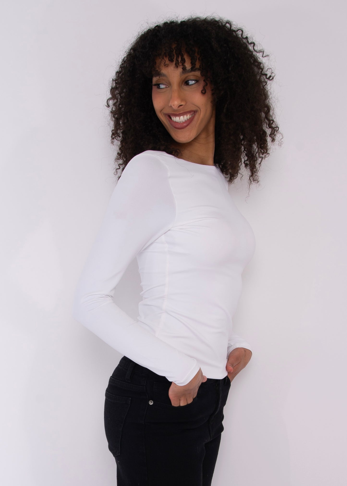 BRIDA LS Back Scoop Top - White