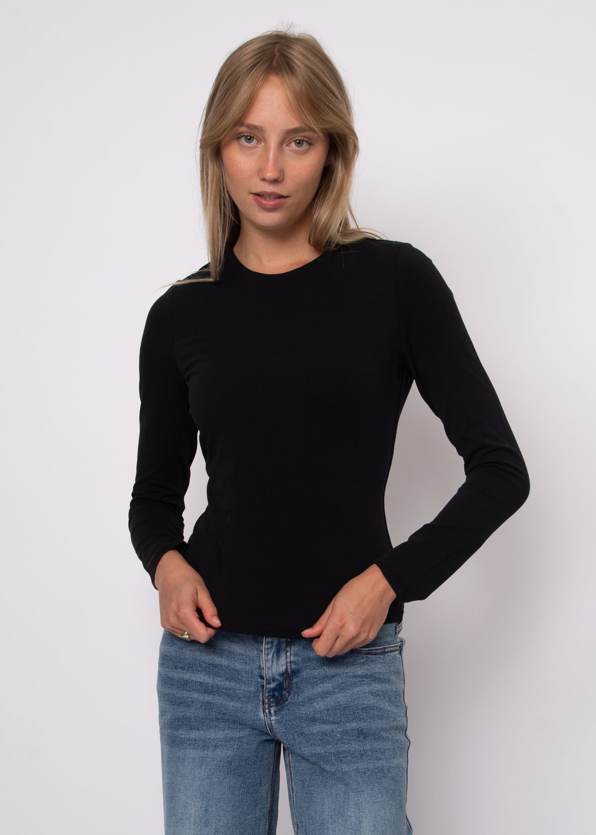 ROXI LONG SLEEVE TOP