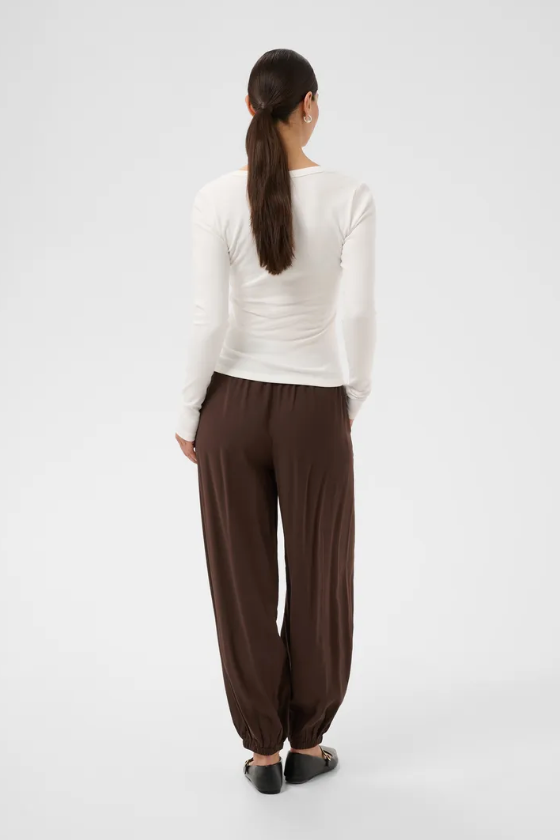 LIDDY V-NECK LONGSLEEVE IN CHALK