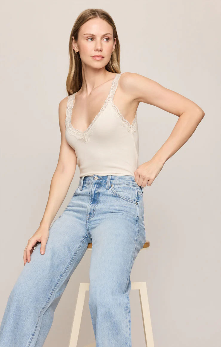 EVE LACE TRIM TANK IN SANDSTONE