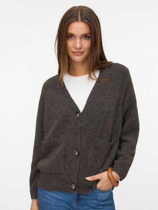 BOOM V-NECK BUTTON CARDIGAN IN CHOCOLATE TORTE
