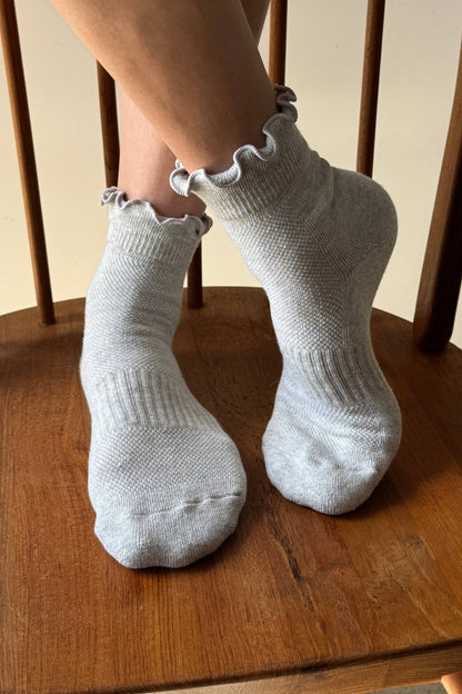 Ruffled Hugger Crew Socks in VANILLA / RED