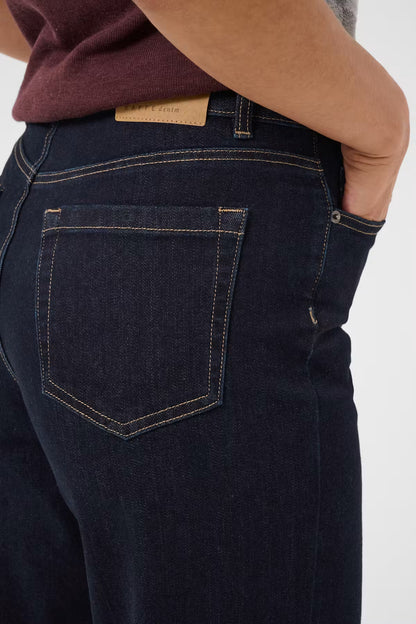 MEADOW JEAN IN DARK BLUE