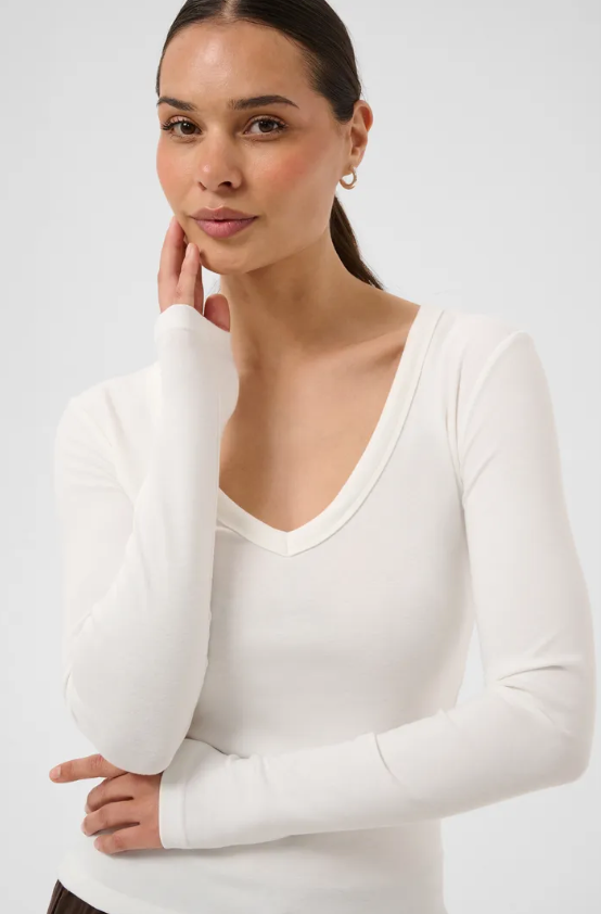 LIDDY V-NECK LONGSLEEVE IN CHALK