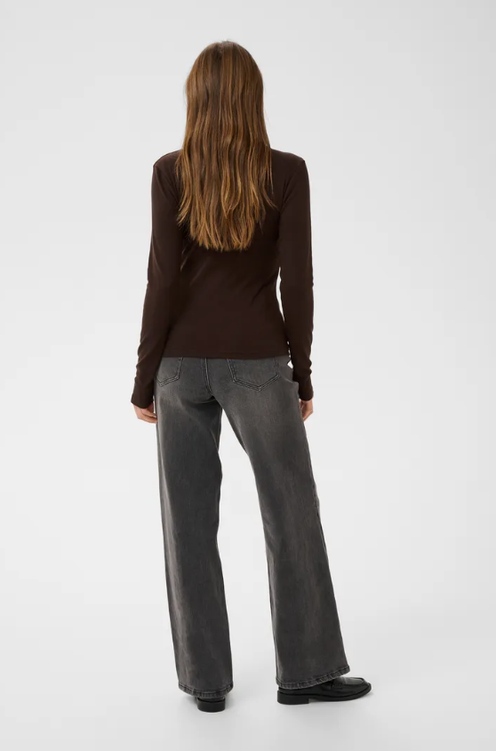 LIDDY VNECK LONGSLEEVE IN COFFEE BEAN