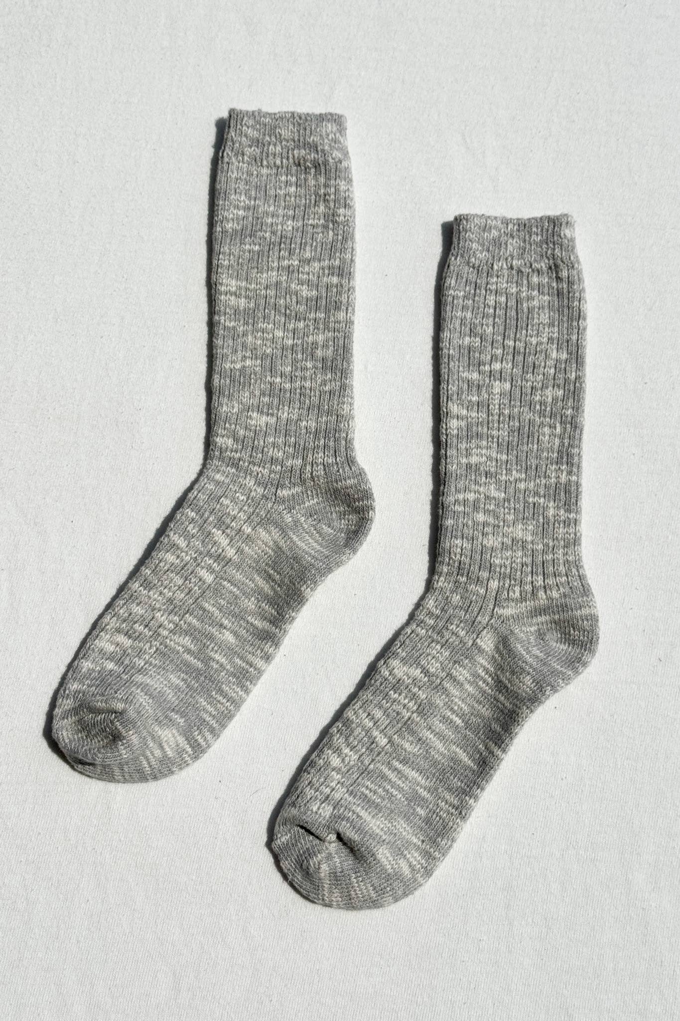 COTTAGE SOCKS: Heather Grey