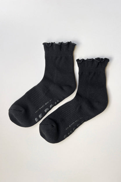Ruffled Hugger Crew Socks in VANILLA / RED