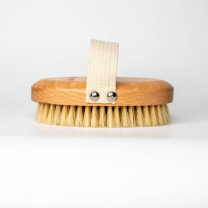 Vegan exfoliating dry body brush
