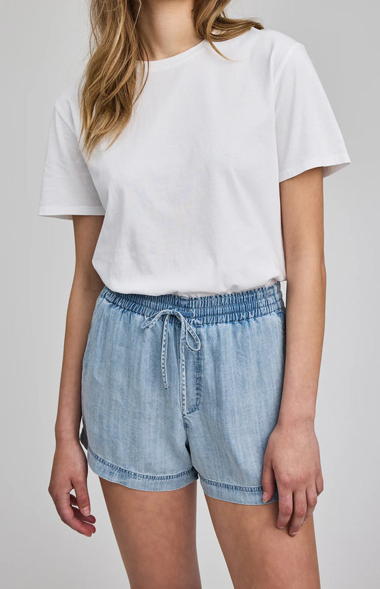 TESSA SHORT IN LIGHT BLUE