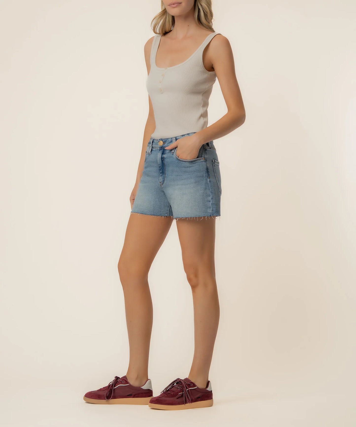 JENNY HIGH RISE SHORT IN REJOICE WASH