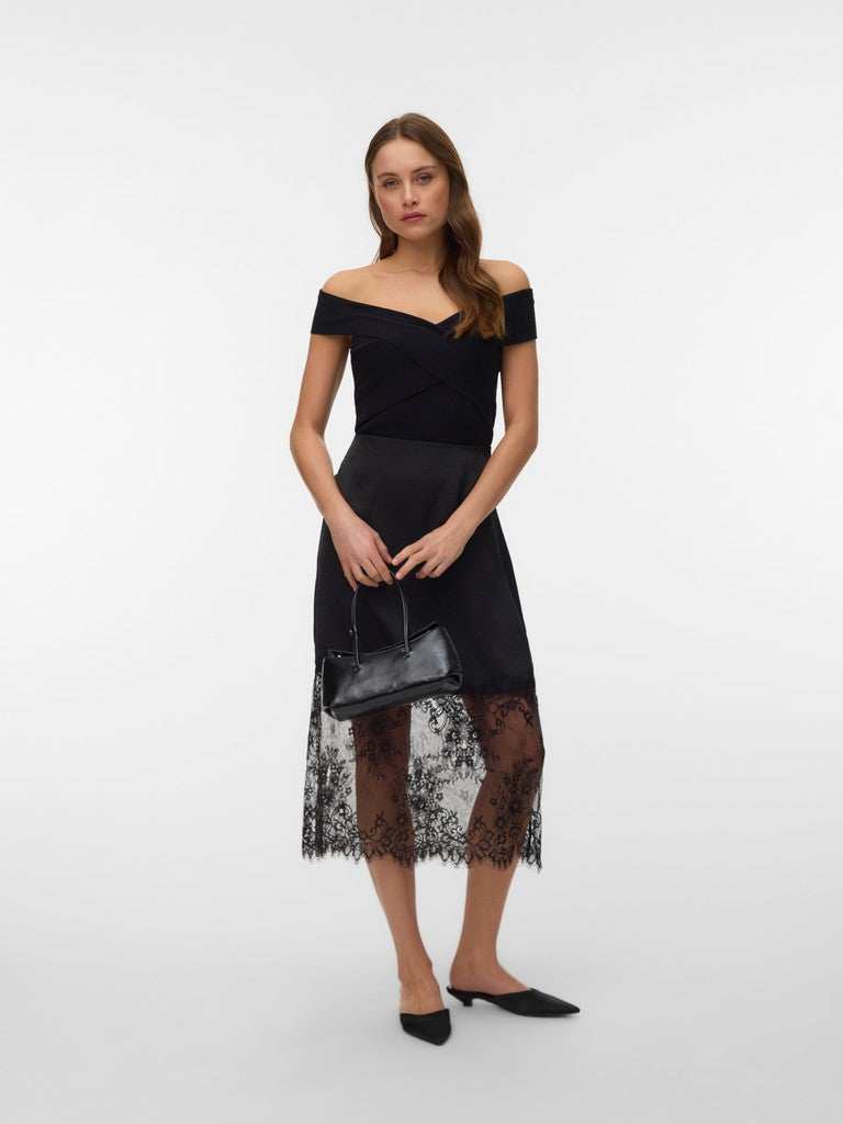 OLLIE LACE SKIRT